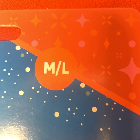 Pet bandanna NIP “ Merry and Bright cream and gold M/L 14-26” neck 20-90 lbs - Picture 3 of 6